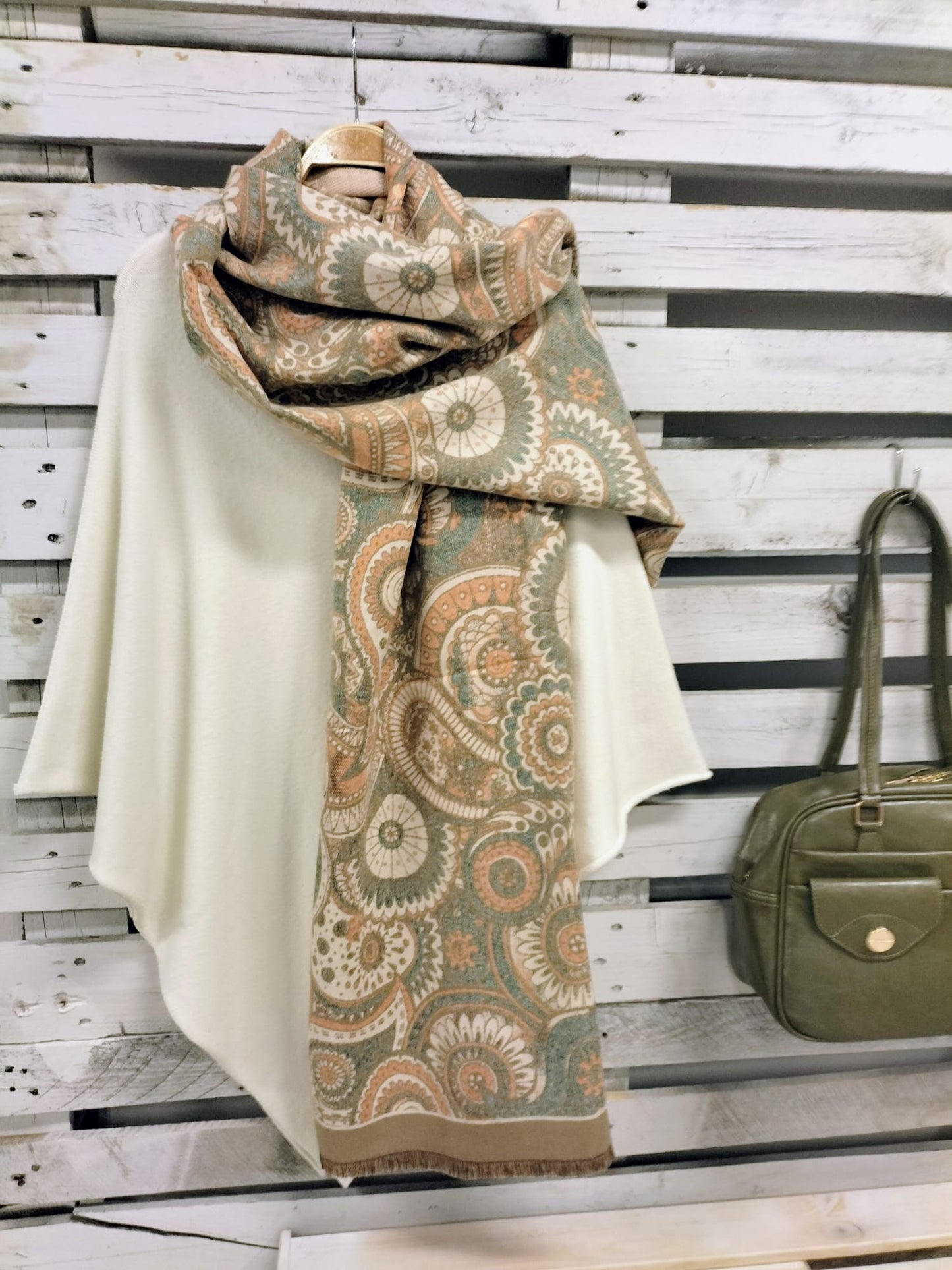 Pashmina Winter
