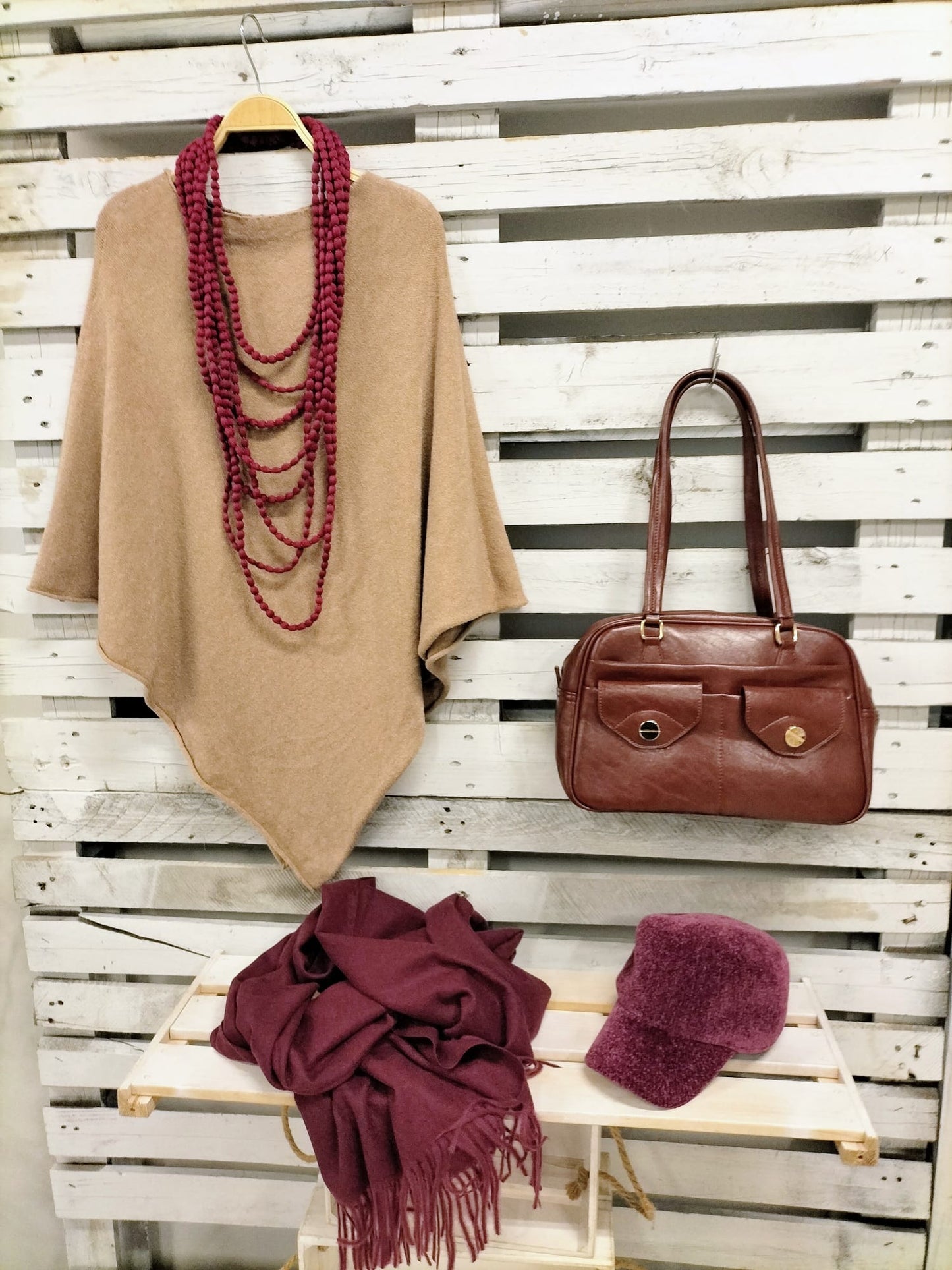 Gorra buganvilla chenilla