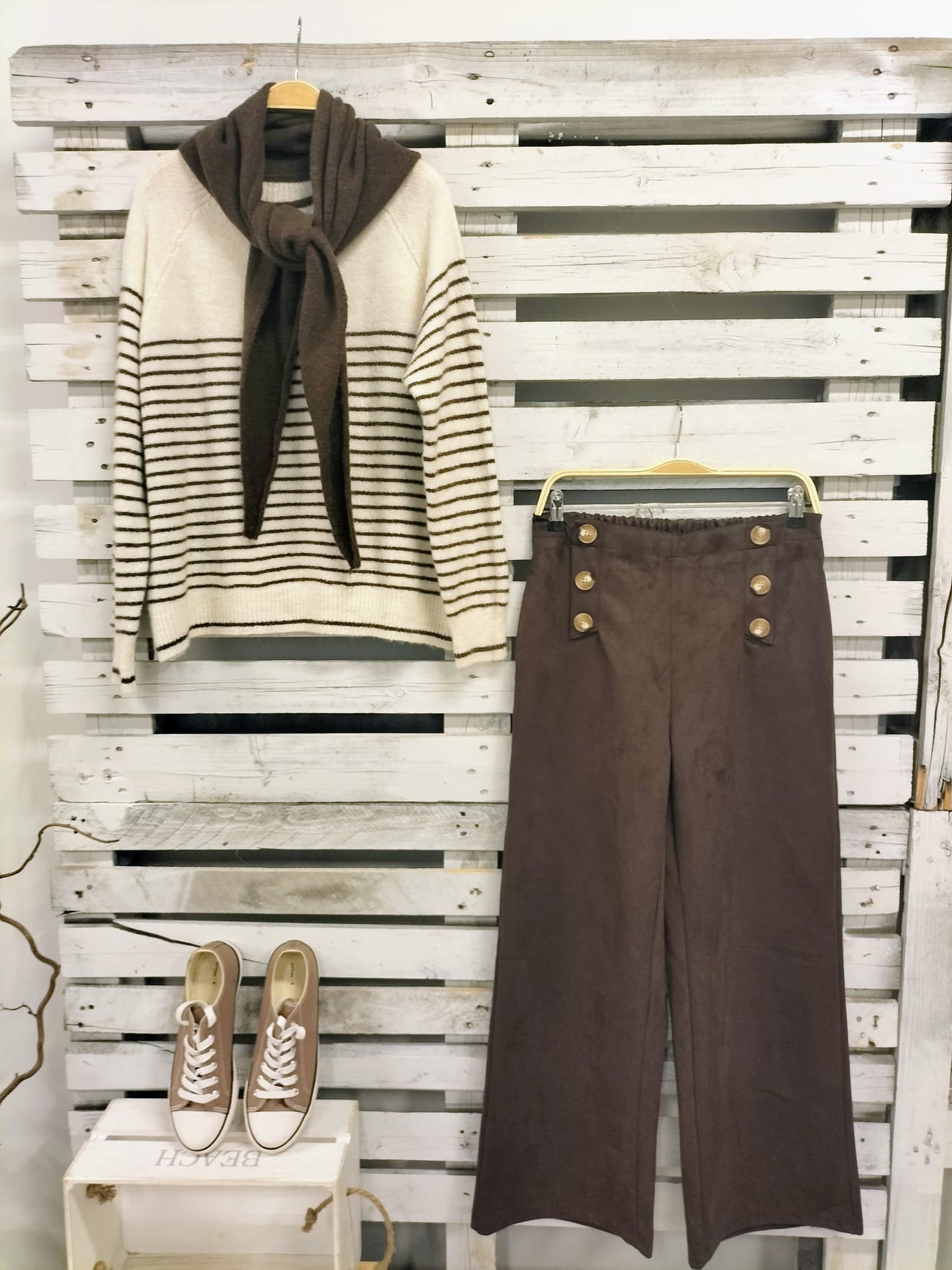 Pantalón coqueto ante 38-40