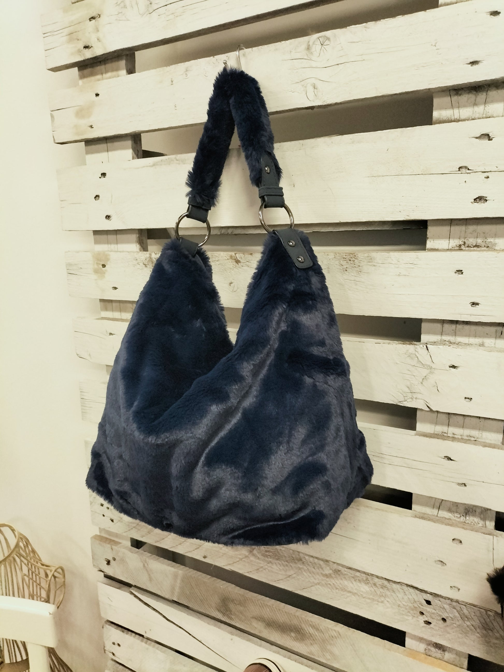 Bolso pelito Blivi Marino - botanikamoda