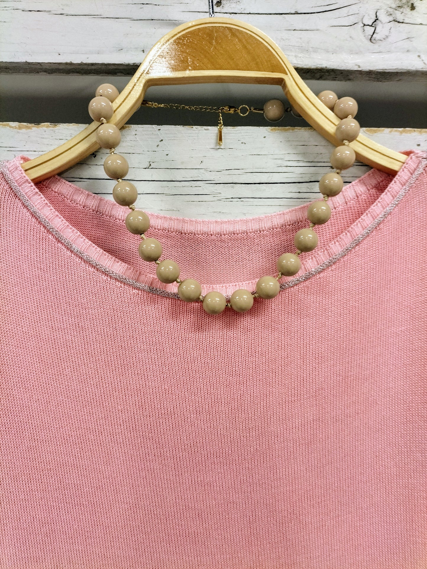 Collar bolitas Taupe