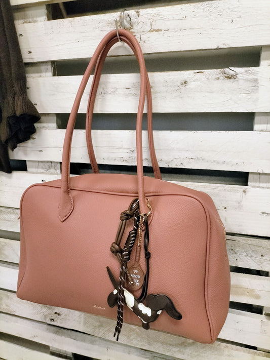 Bolso City Efecto Piel  + cuelga bolsos