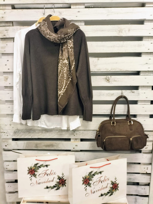 Jersey favorecedor choco