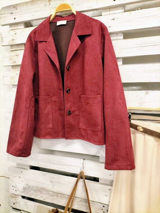 Chaqueta ante Lauren Burdeos