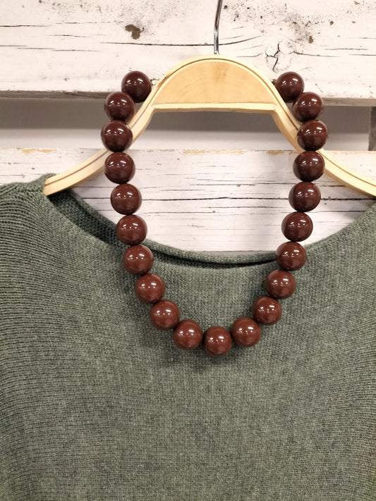 Collar Bolas choco